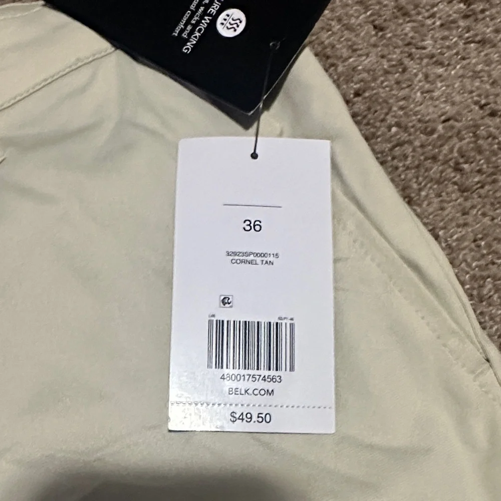 Zelos Cream Shorts - Picture 5 of 5